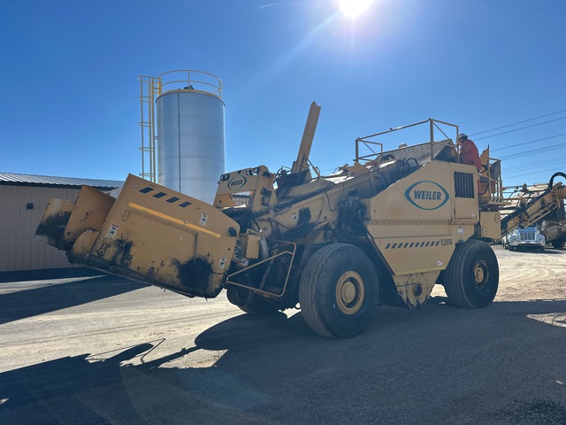 2013 Weiler E2850 Wheel Asphalt Transfer Machine 2013 Weiler E2850 Wheel Asphalt Transfer Machine