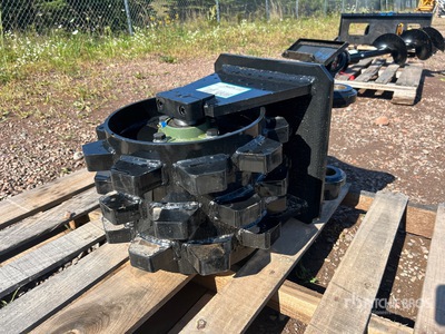 2025 GIYI GY-W307 Excavator Compaction Wheel - Fits Cat 305 / 307 (Unused)