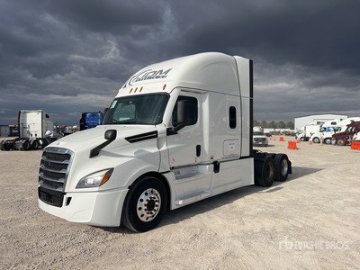 2021 Freightliner Cascadia 126 6x4 T/A Sleeper Truck Tractor