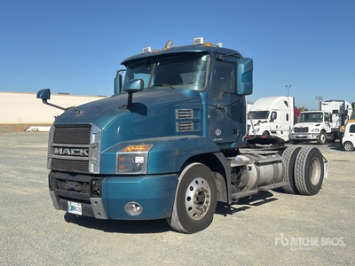 2021 Mack AN42T 4x2 S/A Day Cab Truck Tractor