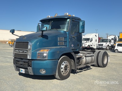 2021 Mack AN42T 4x2 Day Cab Truck Tractor