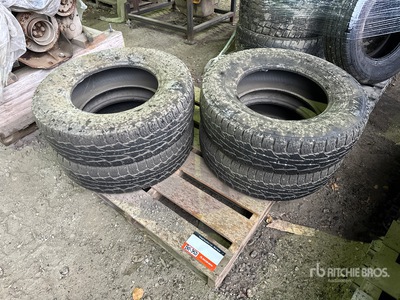 Quantity of (4) Nokian Rotiiva AT 245/75R17 Reifen
