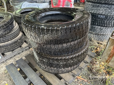 Quantity of (4) Firestone D663 11R22.5 Reifen