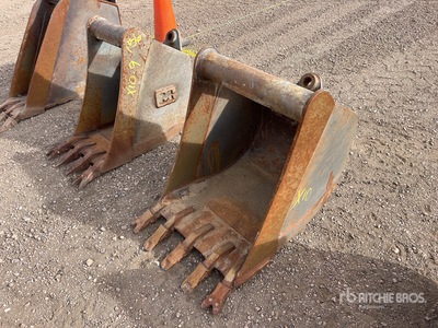 24 in Digging Godet arrière de rétrocaveuse