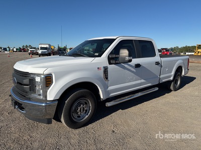 2018 Ford F-250 4x2 Crew Cab Pickup