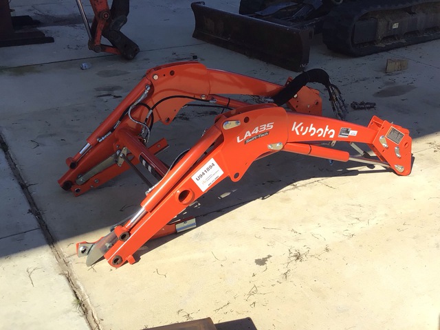 Kubota LA435 Front Loader Attachment