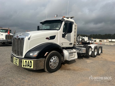 2013 Peterbilt 579 8x4 4-Achs Sattelzugmaschine