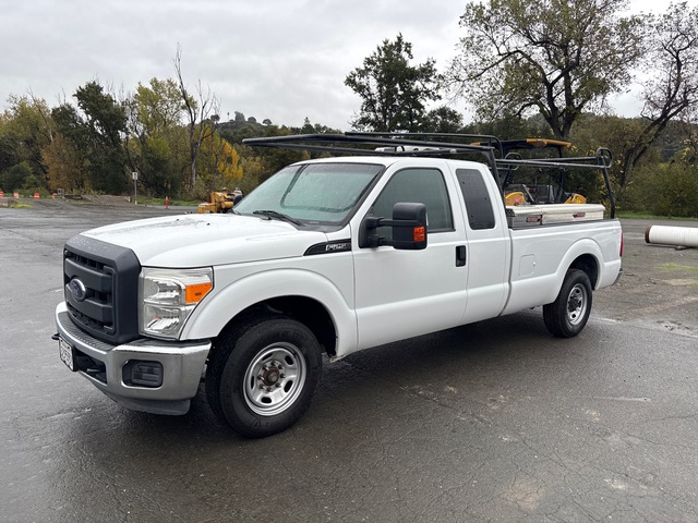2016 Ford F-250 XL 4x2 Extended Cab Pickup