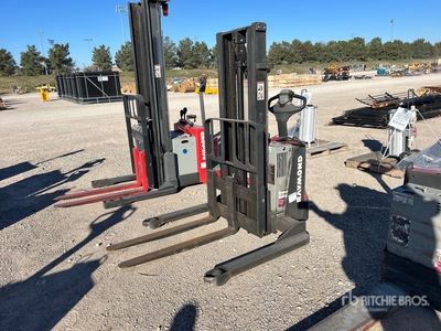 2018 Raymond 6210 2500 lb Gerbeur électrique