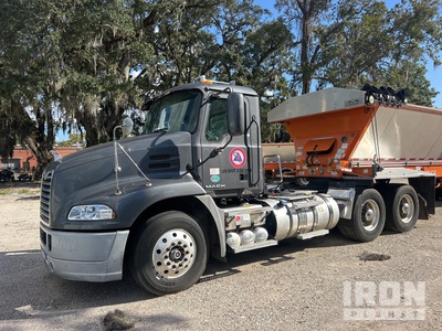 2017 Mack CXU613 6x4 Cabina per trattore stradale