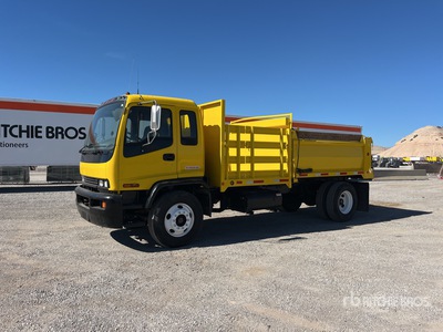 2002 Isuzu FTR 4x2 S/A Dump Truck