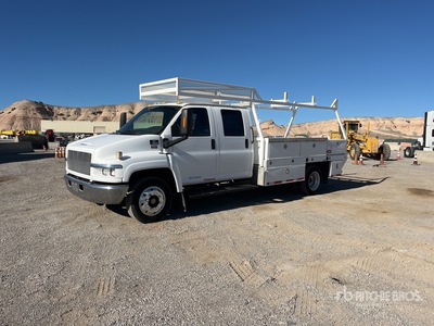 2003 Chevrolet C4500 4x2 Crew Cab Flatbed Truck