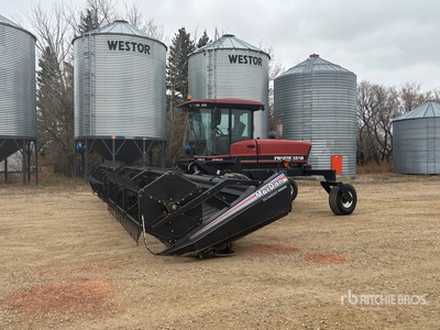 2001 Prairie Star 4952 Swather Andanatore