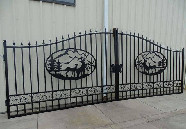 Greatbear Wrought Iron Driveway Gate (Unused) Greatbear Wrought Iron Driveway Gate (Unused)