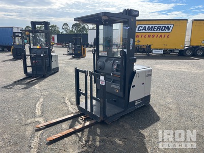 2011 Crown SP3500 1360 kg Electric Forklift