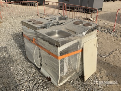 Quantity of (2) Qty Of 2 Kitchen Equipment Varios, equipamiento de cocina