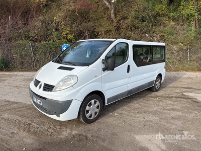 Renault Trafic Minibus Minivan