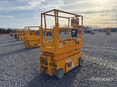 2012 Genie GS-1532 Electric Scissor Lift