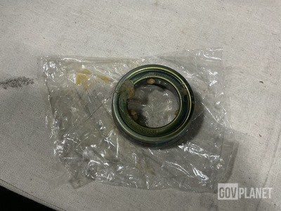 (15) 11669372 Plain Encased Seals