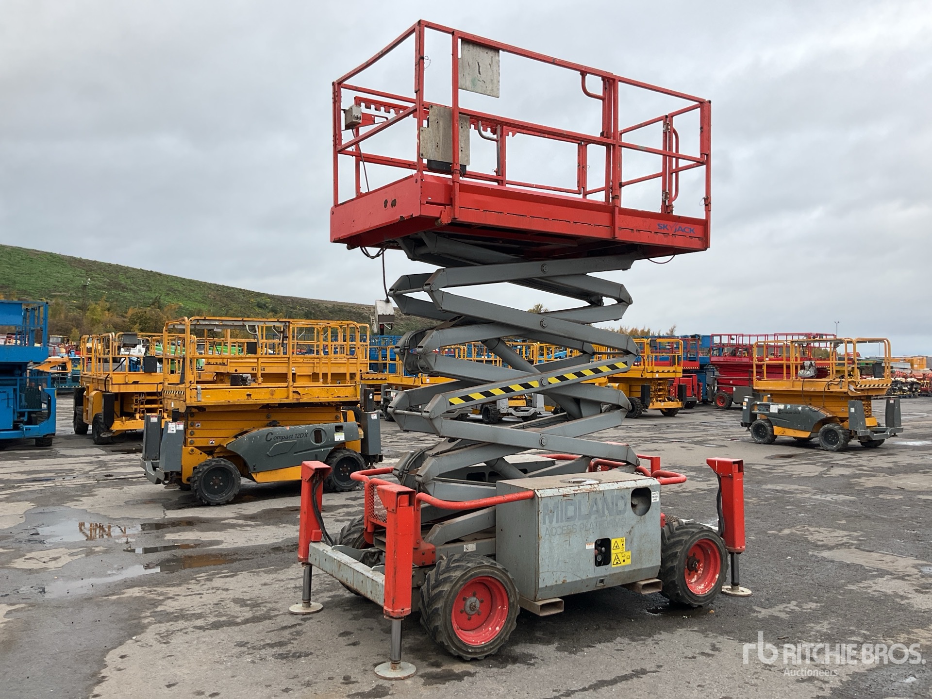 2007 Skyjack SJ6832RT 4x4 Diesel Scissor Lift