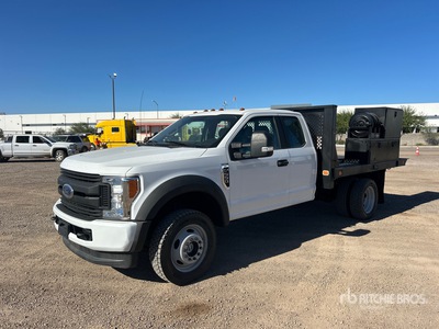 2017 Ford F-550 XL 4x4 Extended Cab Flatbed Truck