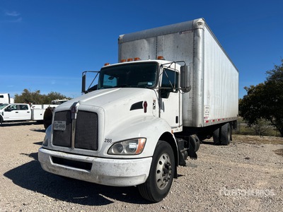 2019 Kenworth T270 4x2 Van Truck