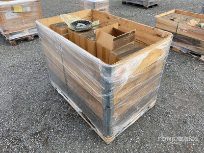 Quantity of (44) Roller Chain بنود متنوعة - قطع المعدات