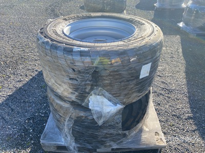 BKT 500/45R - 22,5 Rims and Reifen