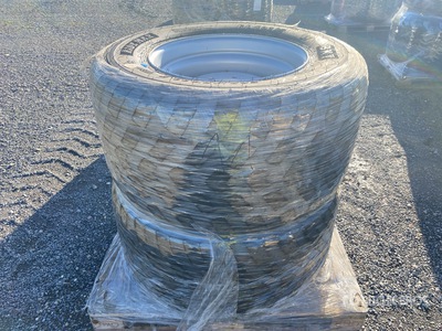 BKT 500/45R - 22,5 Rims and Reifen