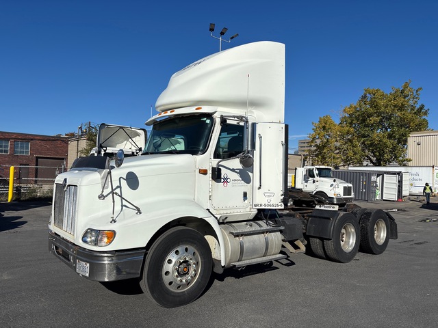 2006 International 9200 6x4 T/A Day Cab Truck Tractor