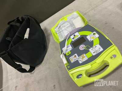 Zoll AED Plus Defibrillator
