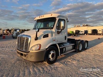 2015 Freightliner Cascadia 113 6x4 Day Cab Prime Mover