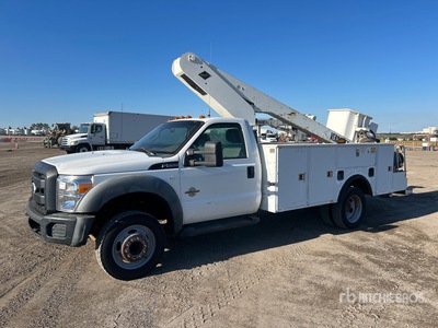 2011 Versalift 310D102 30 ft on 2011 Ford F-550 XL 4x2 バケツトラック