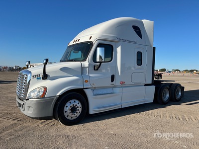 2016 Freightliner Cascadia 125 6x4 T/A Sleeper Truck Tractor