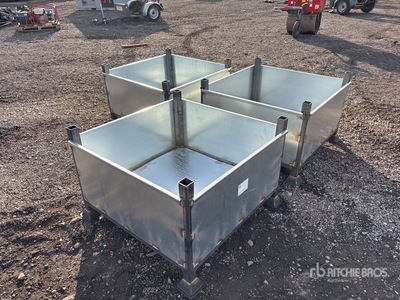 Quantity of (3) 970mm x 970mm Stillage Bin