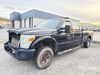 2015 Ford F-250 XL 4x4 Crew Cab Pickup