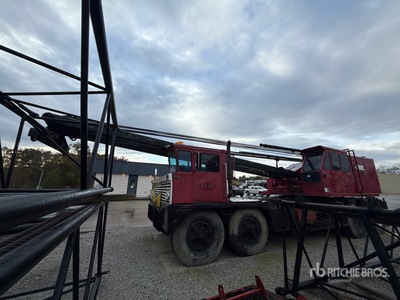 Link-Belt HC-238 125 ton 8x4x4 Gittermast-Mobilkran