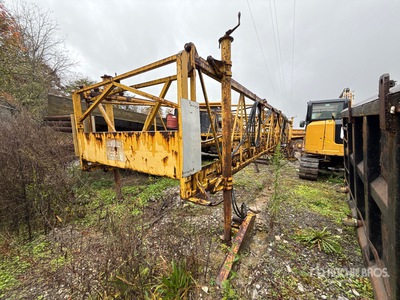 2017 Bid-Well BR201 Bridge Deck Finisher
