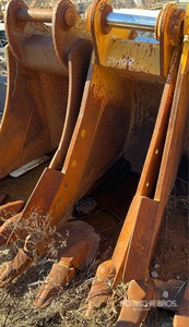 Cat 24 in Digging Excavator Bucket - Fits CAT 320E