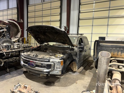 2021 Ford F-250 4x4 Crew Cab Pickup