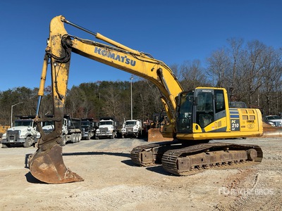 2015 Komatsu PC210LC-10 Tracked Excavator