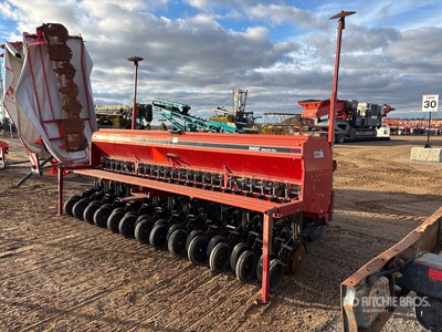 1993 Case IH 5400 14 ft 6 in 3-Point Seed Drill
