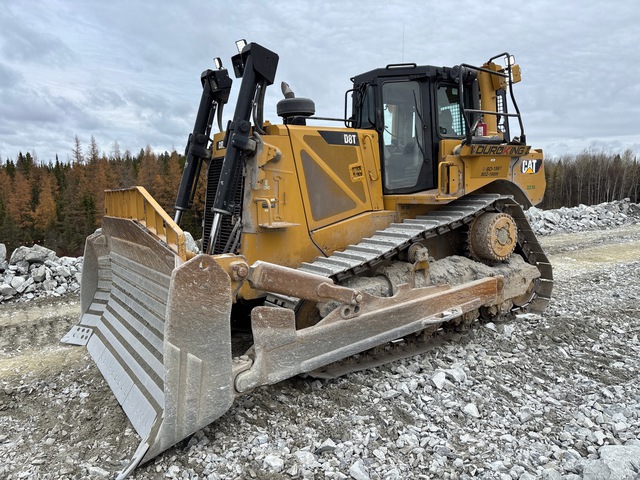 2013 Cat D8T Crawler Dozer 2013 Cat D8T Crawler Dozer