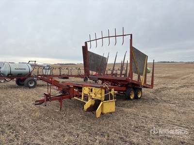 New Holland Stackliner 1033 Vagon de fardos
