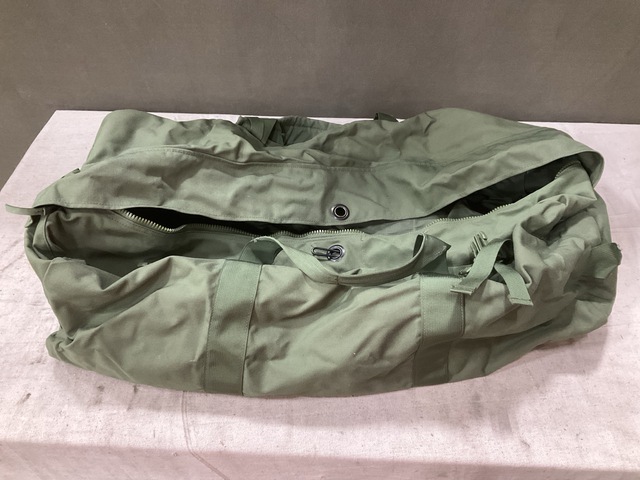 (120) Duffel Bags (120) Duffel Bags