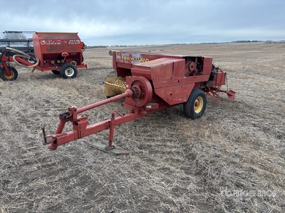 New Holland 315 Square Baler