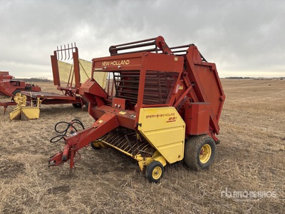 New Holland 851 Enfardadora cilíndrica