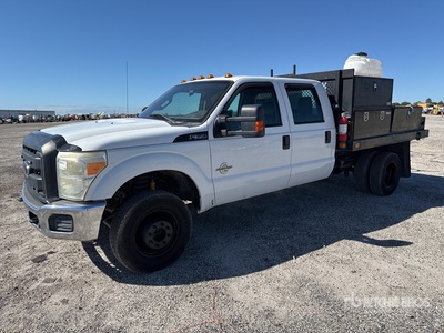 2012 Ford F-350 4x4 Crew Cab Flatbed Truck