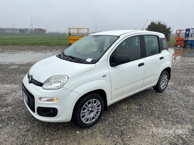2013 Fiat Panda Automobile