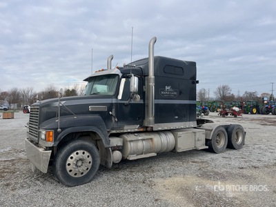 2007 Mack CHN613 6x4 Tracteur routier couchette